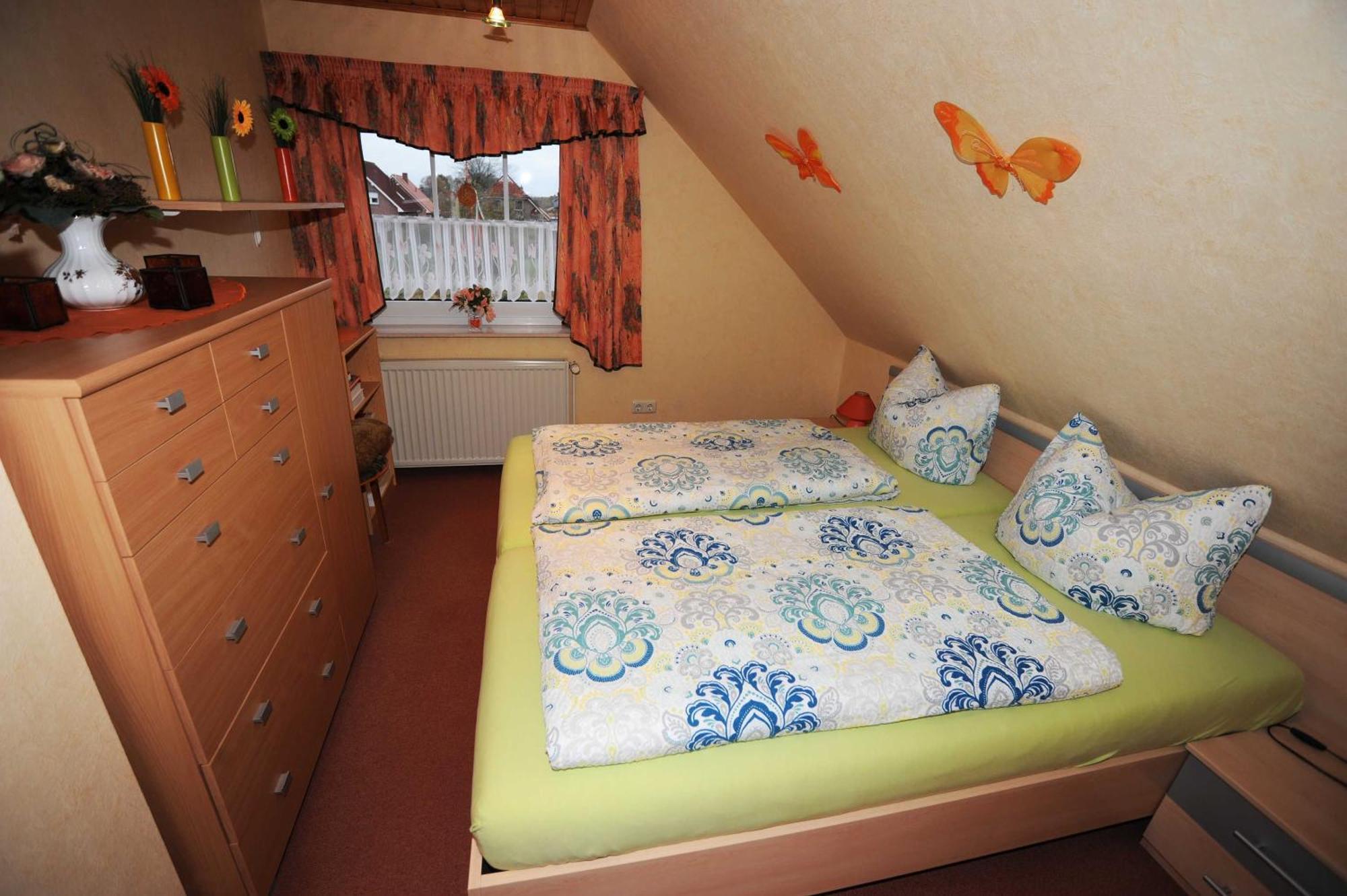 Ferienwohnung Brentano_ 65230 Moormerland المظهر الخارجي الصورة